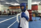 威尼斯人网站市威尼斯人app下载-体育学校女拳手龙晓莹 勇拼搏让她成为第一名“专业户”