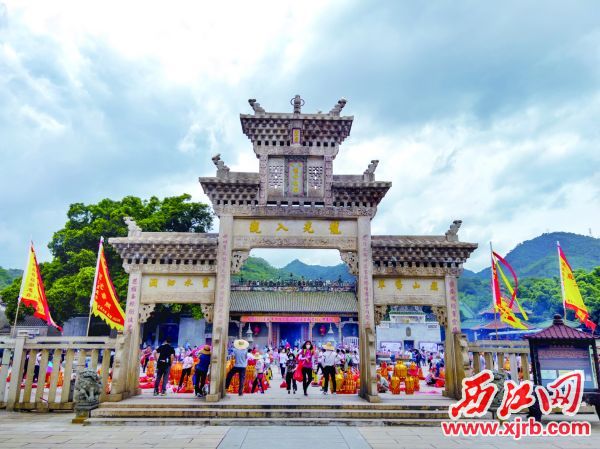 悦城龙母祖庙始建于秦汉时期，现为全国重点文物保护单位。 西江日报记者 曹笑 摄